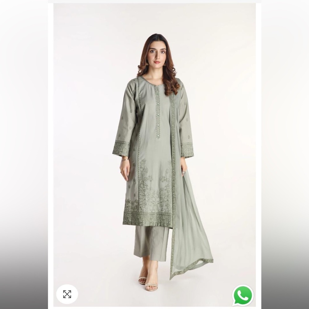 Chinyere 3 pc khaddar dress
